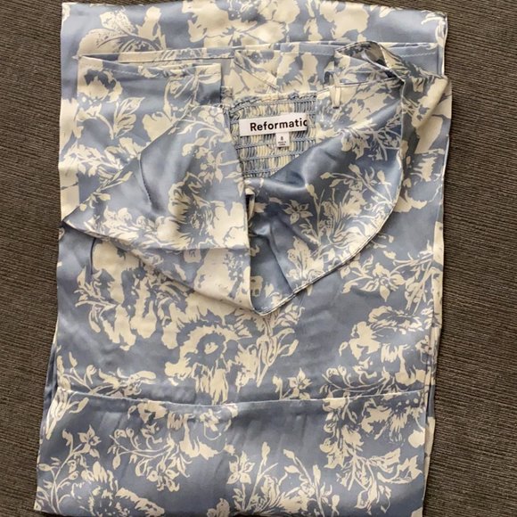 NWOT Reformation Frankie Silk Dress in Porcelain Blue White Floral Print - Picture 10 of 11